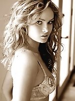 Prinzzess Sahara in a lovely black and white pictorial